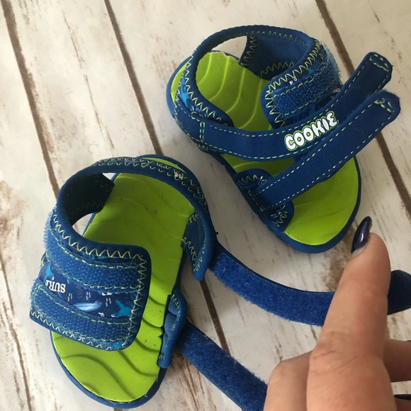 Sesame Street Toddler Sandals 2W - Picture 7 of 8